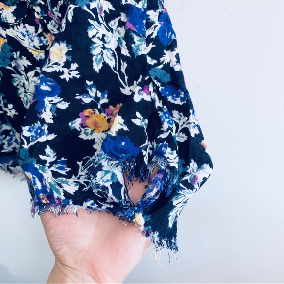 Fire los Angeles Blue Floral Sleeveless Top - Picture 5 of 8